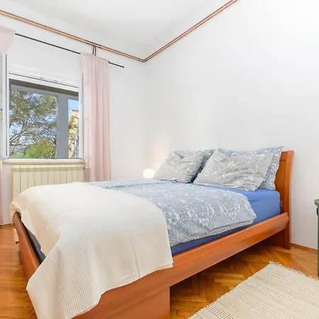 Macan, Beautiful Oasis * 풀라