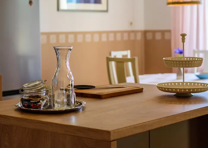 Macan, Beautiful Oasis