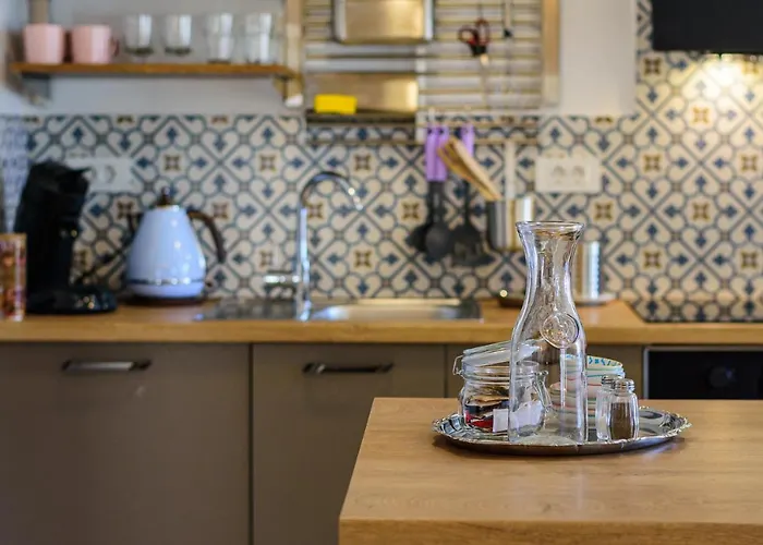 Macan, Beautiful Oasis * Pola